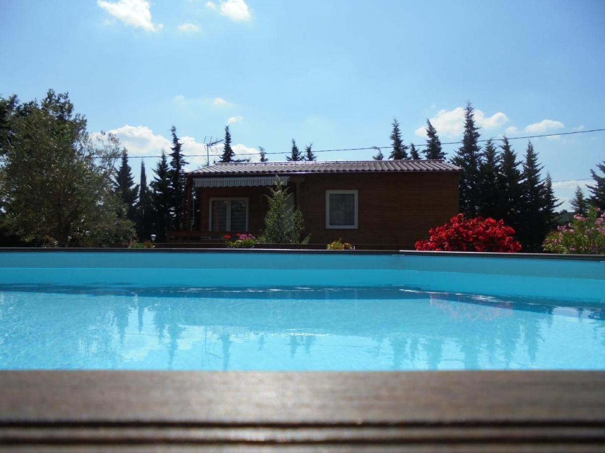 Chalet 4 Personnes Montolieu Экстерьер фото