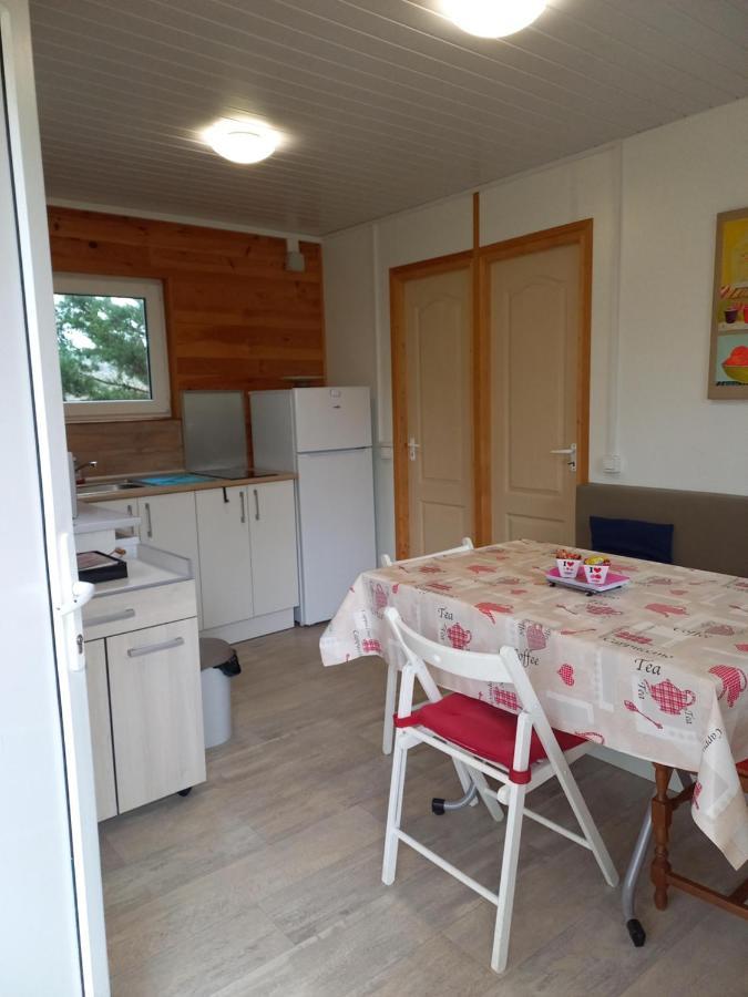 Chalet 4 Personnes Montolieu Экстерьер фото